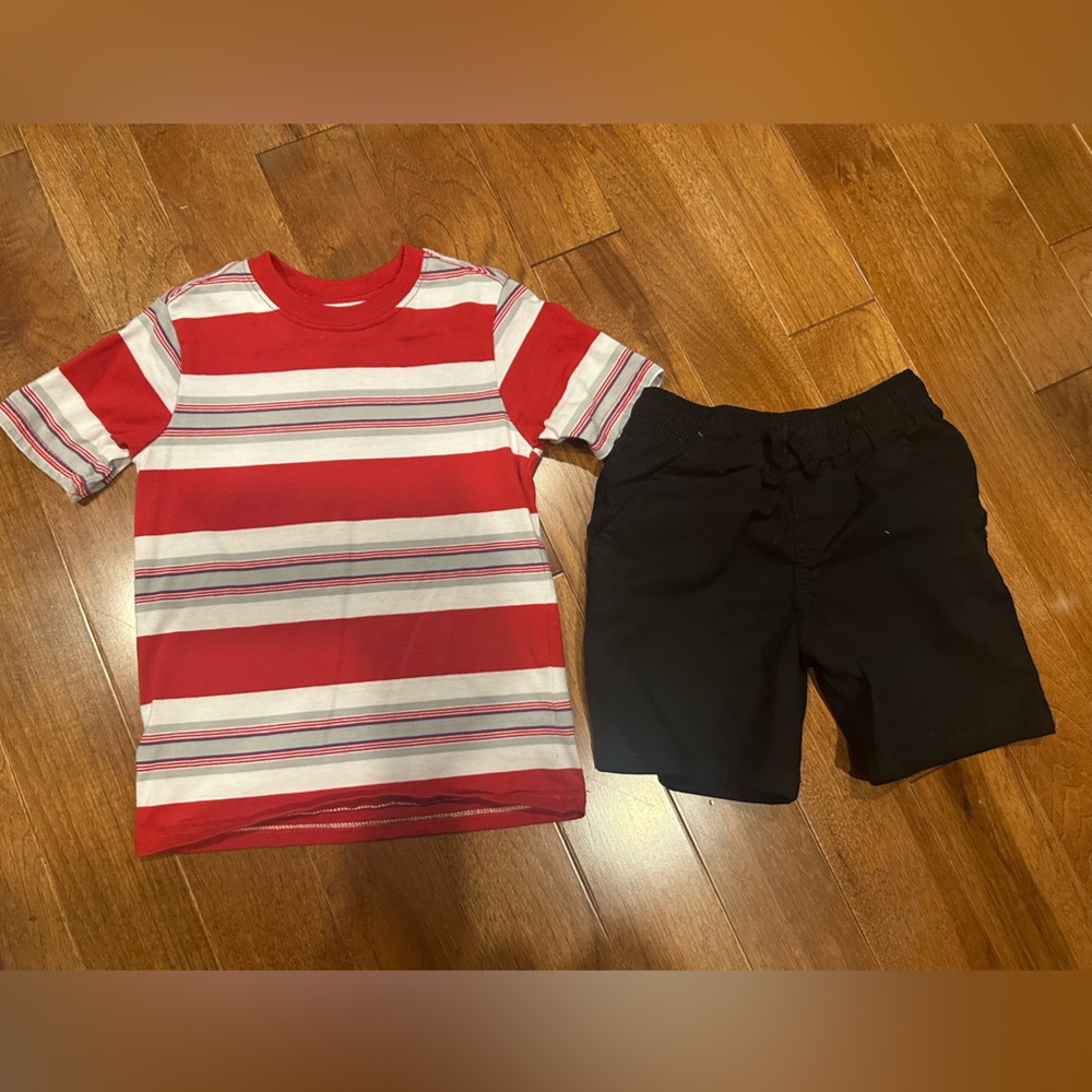 Boys’ 4T-5T Striped T-Shirt & Shorts Set – Classic & Comfy - Picture 1 of 5